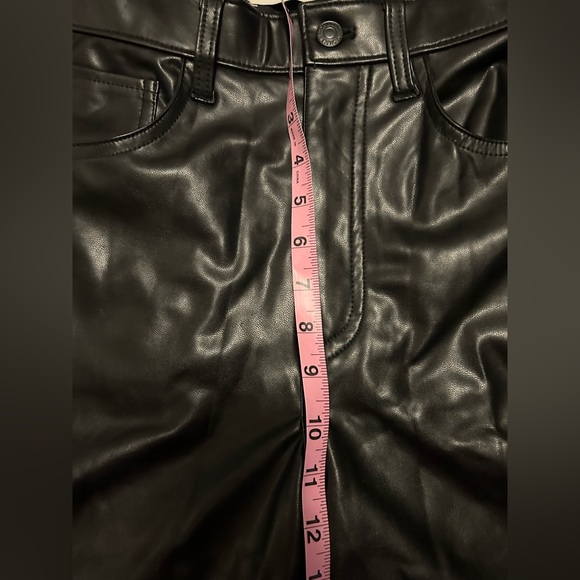 Abercrombie & Fitch 90’s Straight Faux Leather Pants - Picture 9 of 9